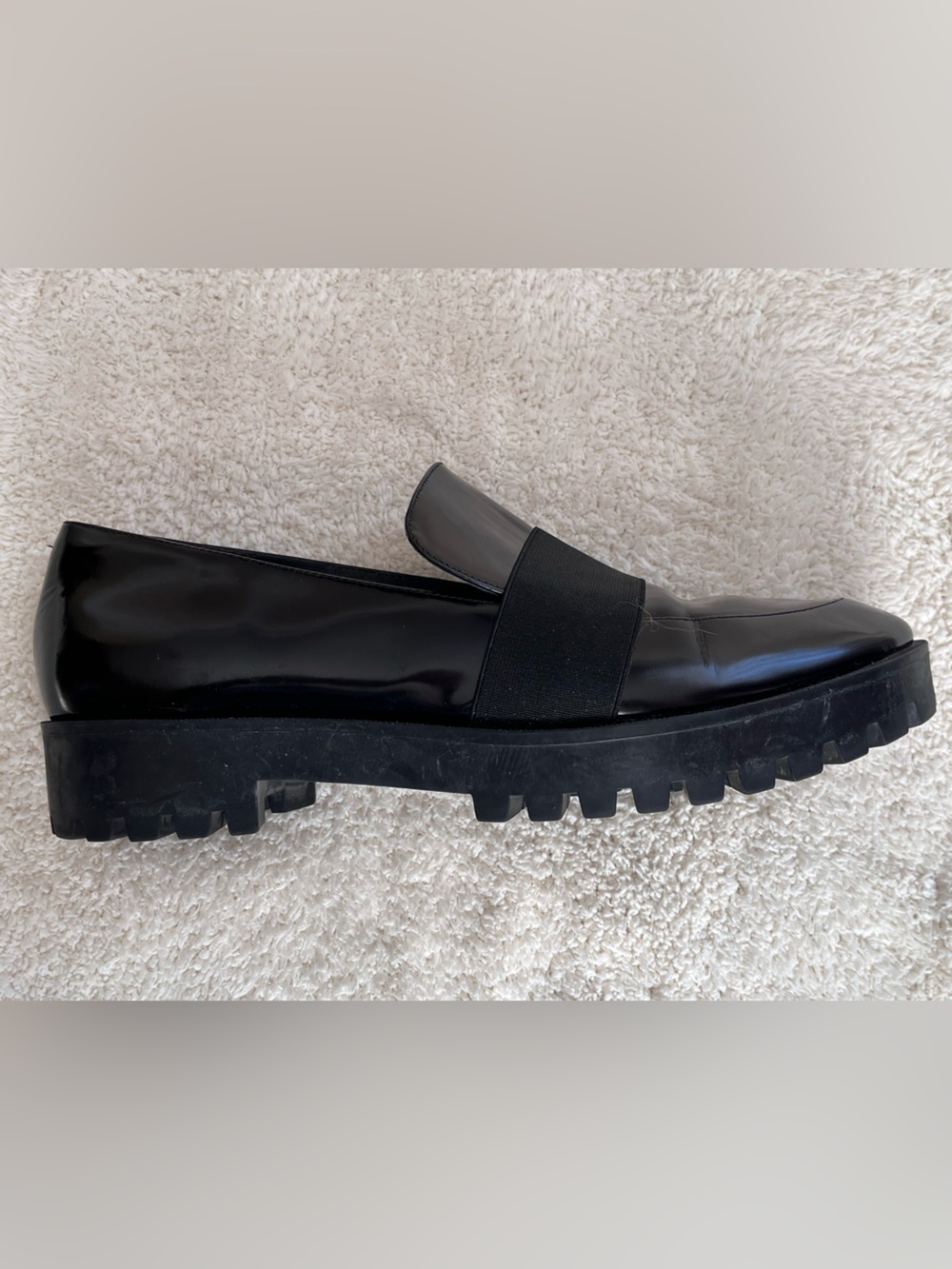 Via Spiga Galo Black Patent Leather Slip-On Loafer Lug Sole Women’s 9M